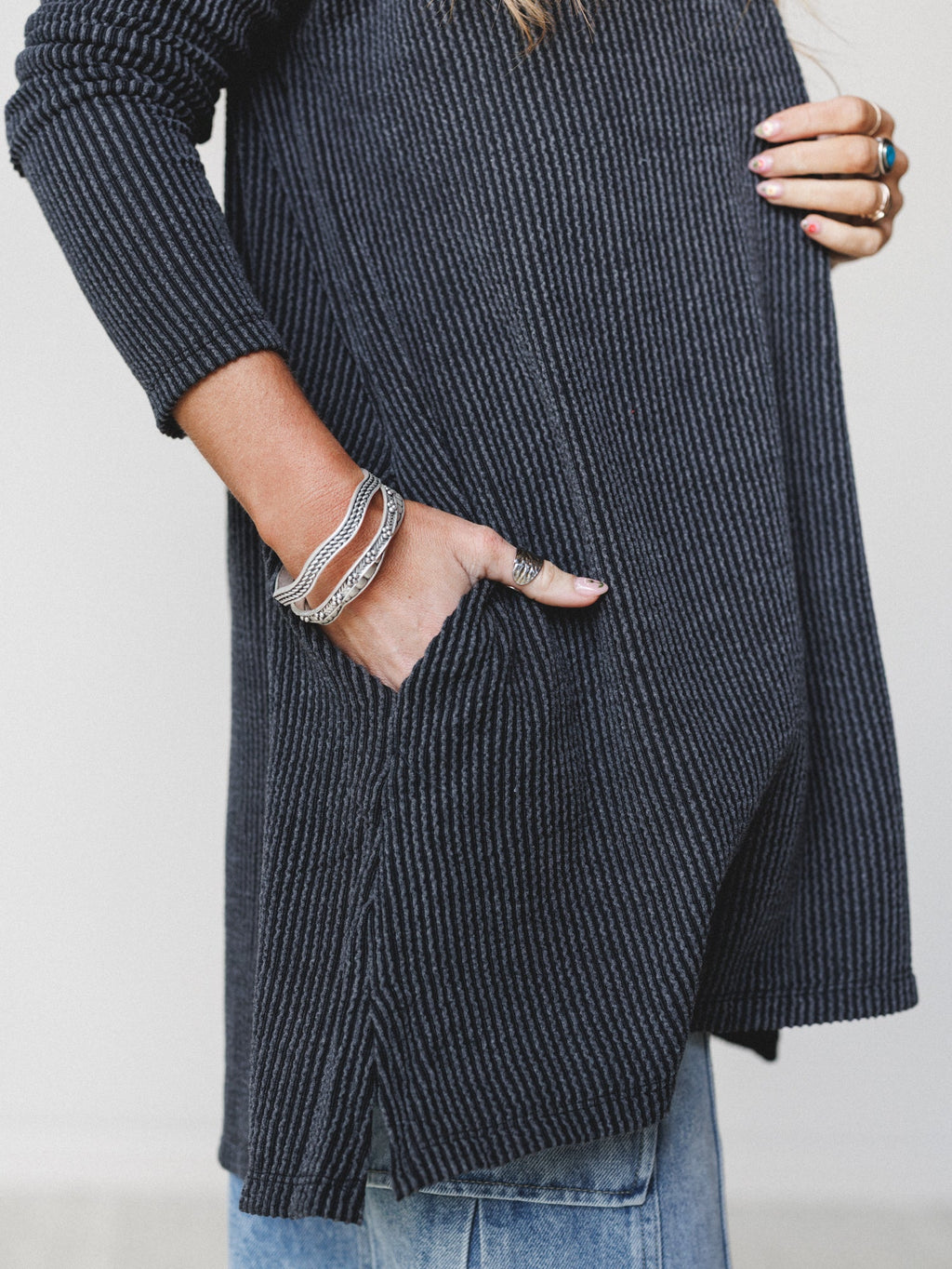 The Nest Classic Layers Cardigan - Charcoal