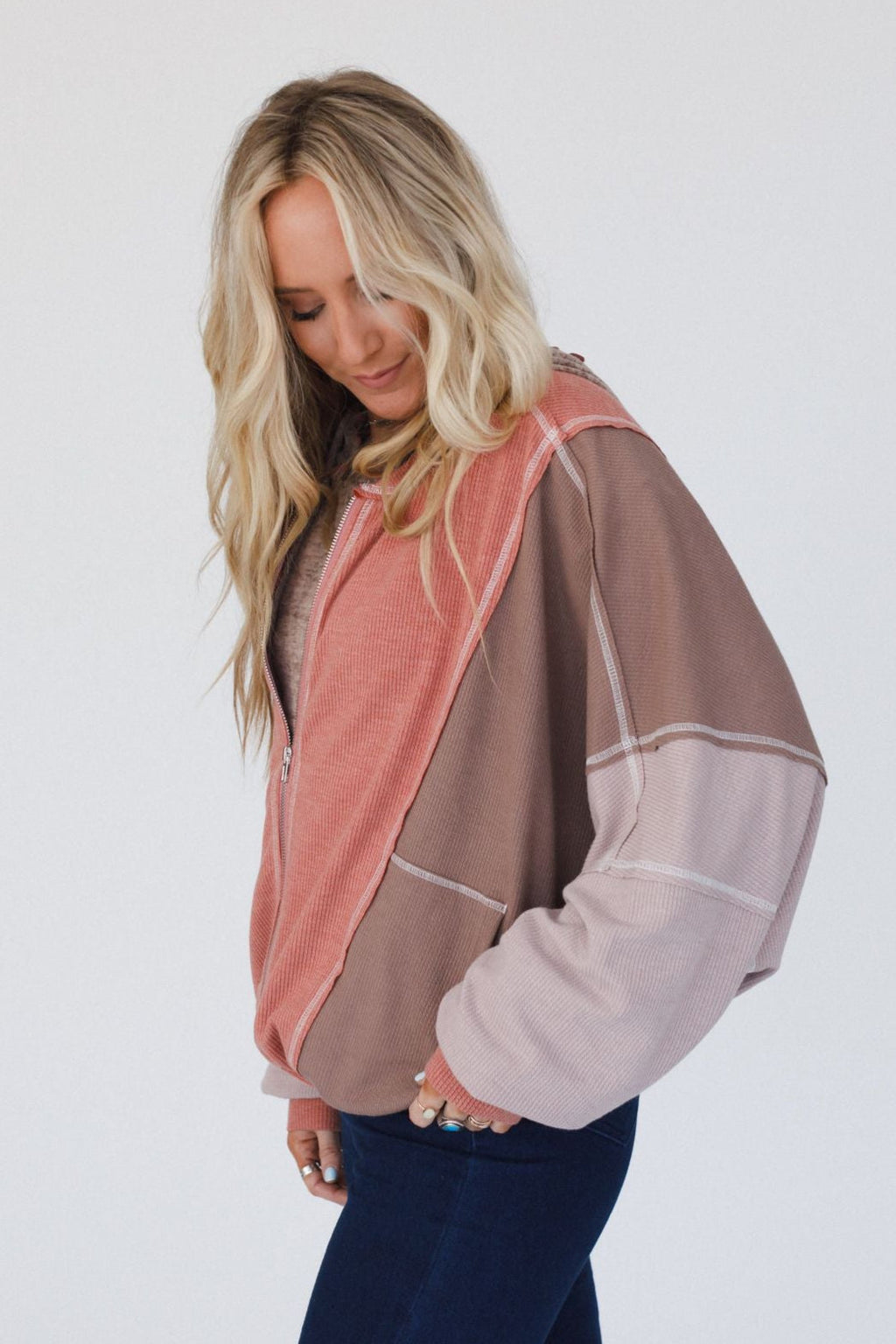 The Nest Zealand Zippered Top - Mocha
