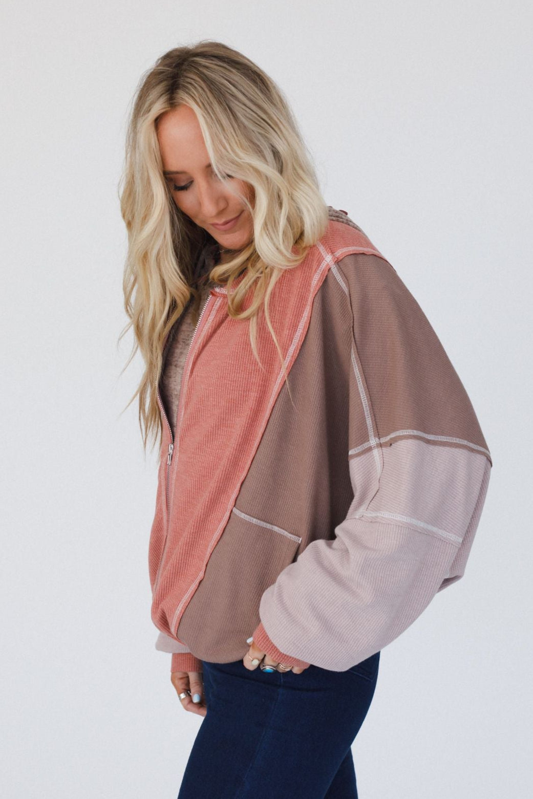 The Nest Zealand Zippered Top - Mocha