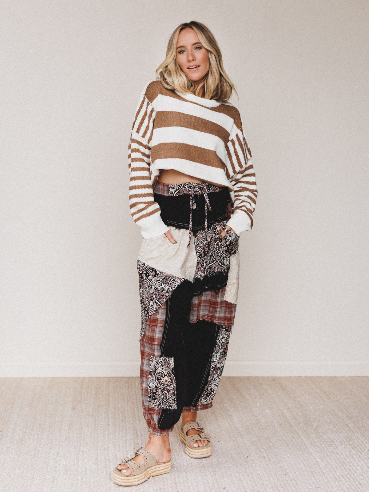 High Desert Sweater - Taupe